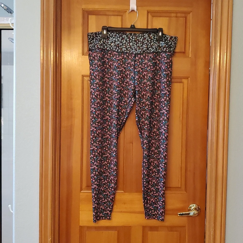 Nike One‎ Floral Patterned Activewear Mid Rise 7/8 Leggings Size 2XL